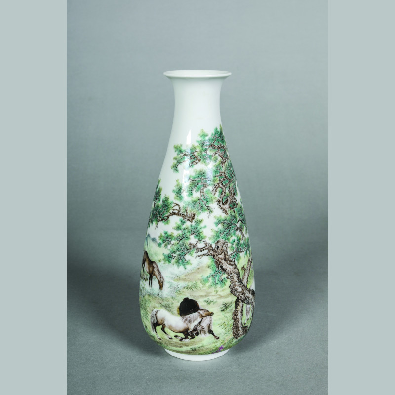 粉彩山水瓶  张志汤